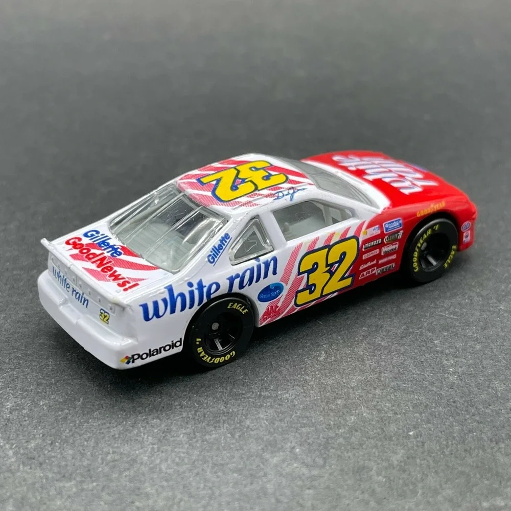 Racing Champions White Rain #32 Dale Jarrett Ford T-Bird Stock Car NASCAR 1/64